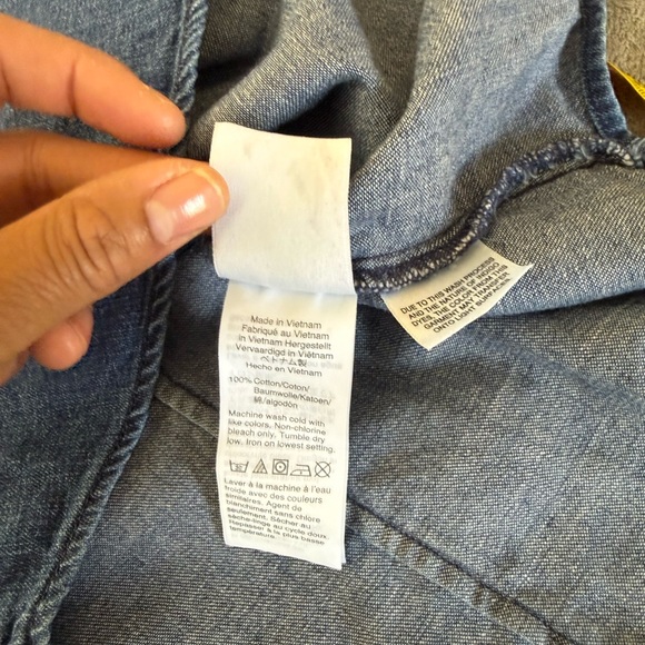 J. Crew Chambray Button Up Top With Ruffles Harbor Blue Wash Size M #BD262 - Picture 10 of 11